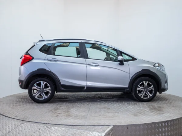 HONDA WRV 2018 usado — Pompeyo Carrasco — foto 8