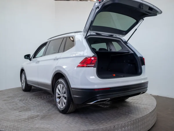VOLKSWAGEN TIGUAN 2018 usado — Pompeyo Carrasco — foto 11