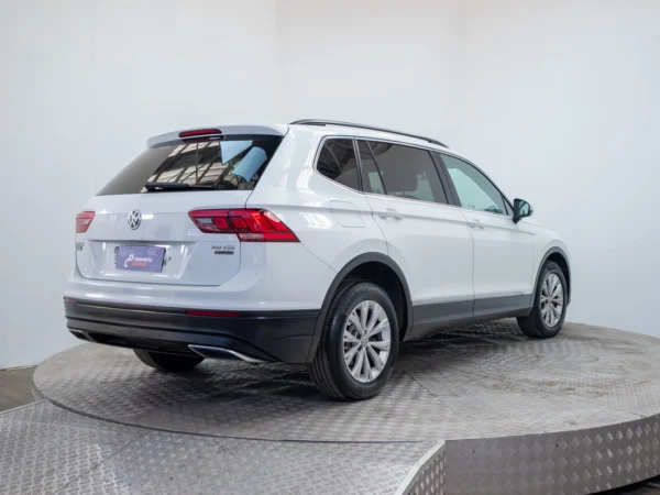 VOLKSWAGEN TIGUAN 2018 usado — Pompeyo Carrasco — foto 5