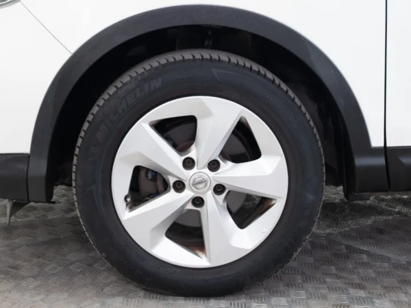 NISSAN QASHQAI 2019 usado — Pompeyo Carrasco — foto 17