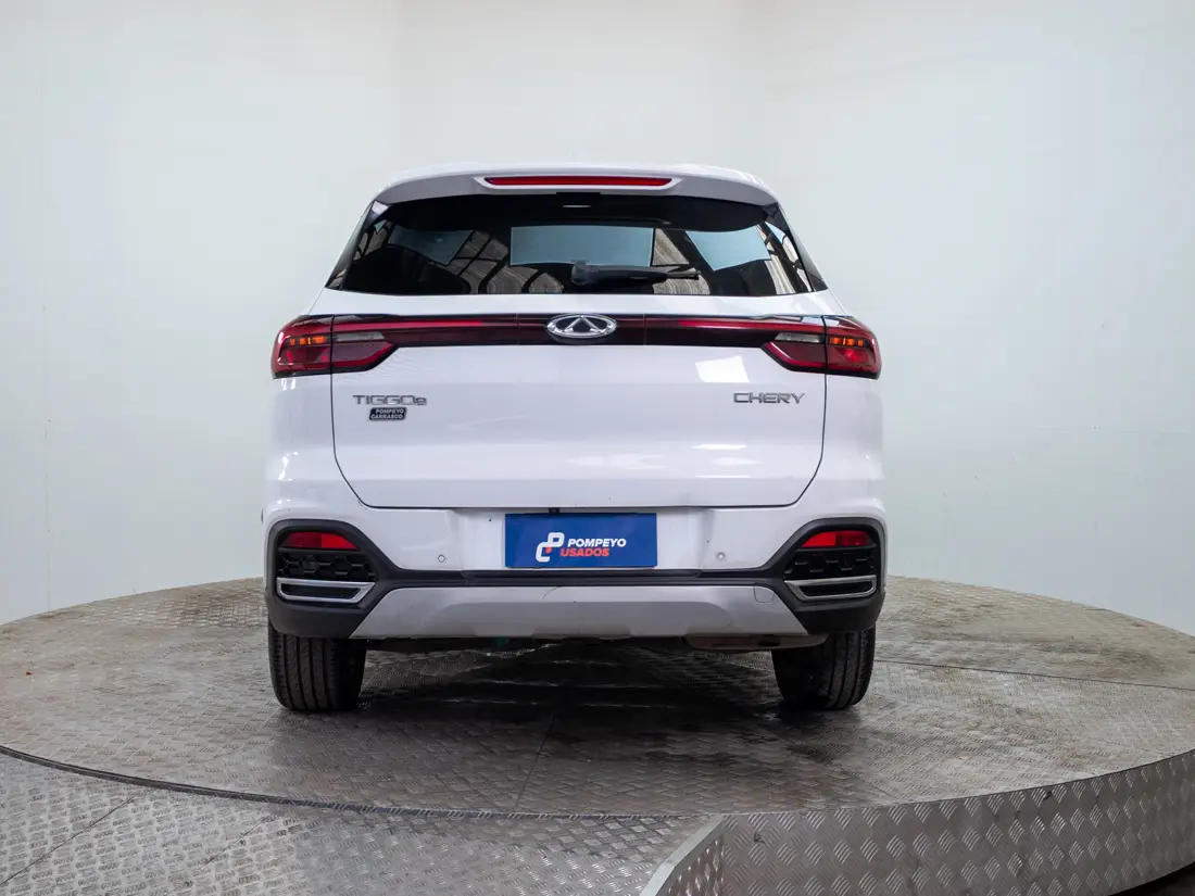 Chery Tiggo 8 — foto 6 de 20