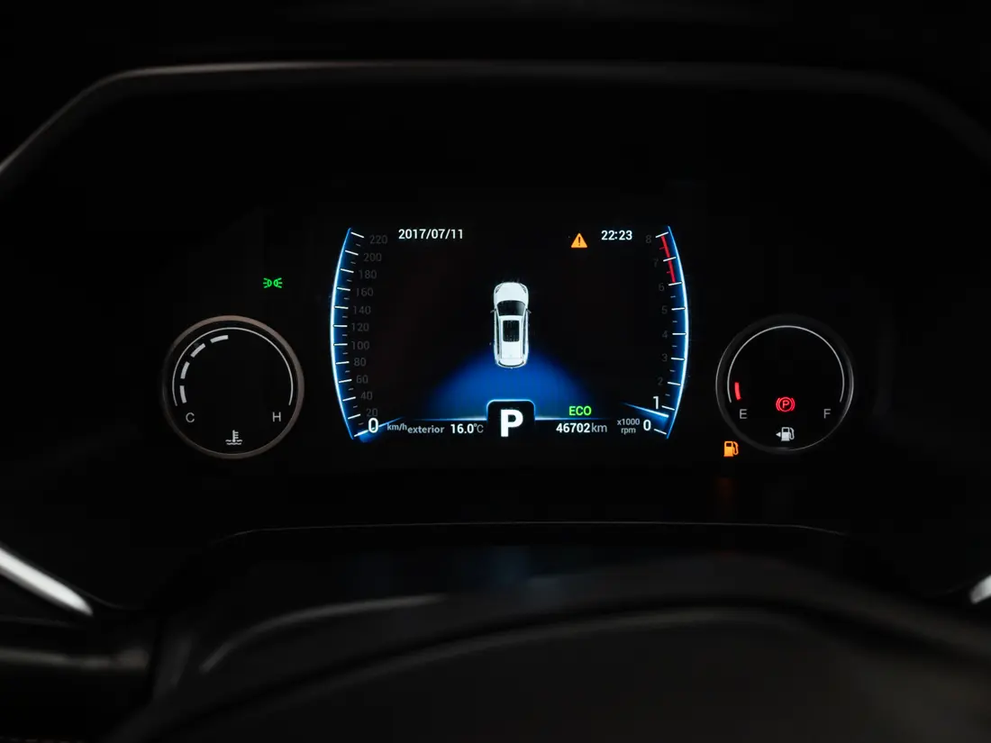 Chery Tiggo 8 — foto 12 de 20