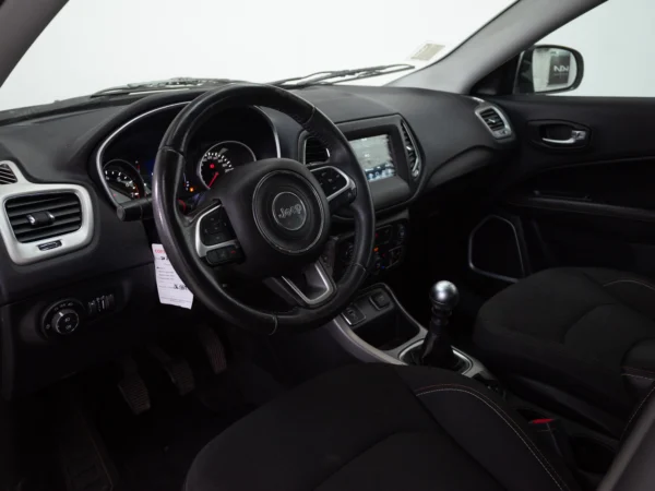 JEEP COMPASS 2021 usado — Pompeyo Carrasco — foto 10