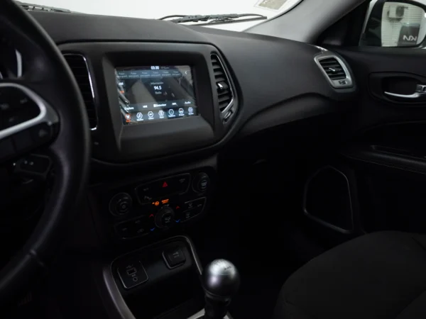 JEEP COMPASS 2021 usado — Pompeyo Carrasco — foto 11