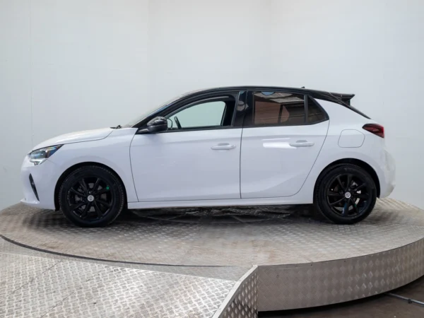 Opel CORSA 2021 usado — Pompeyo Carrasco — foto 3