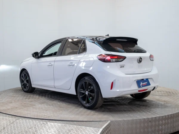 Opel CORSA 2021 usado — Pompeyo Carrasco — foto 4