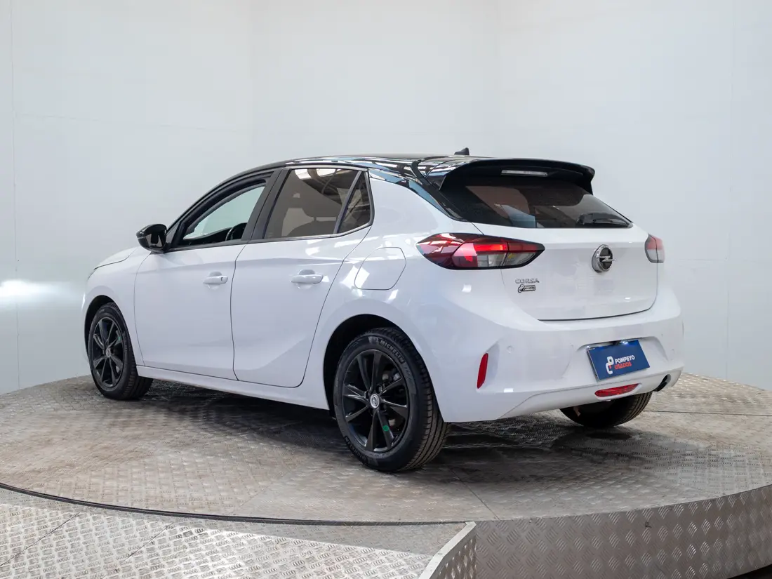 Opel Corsa — foto 4 de 19
