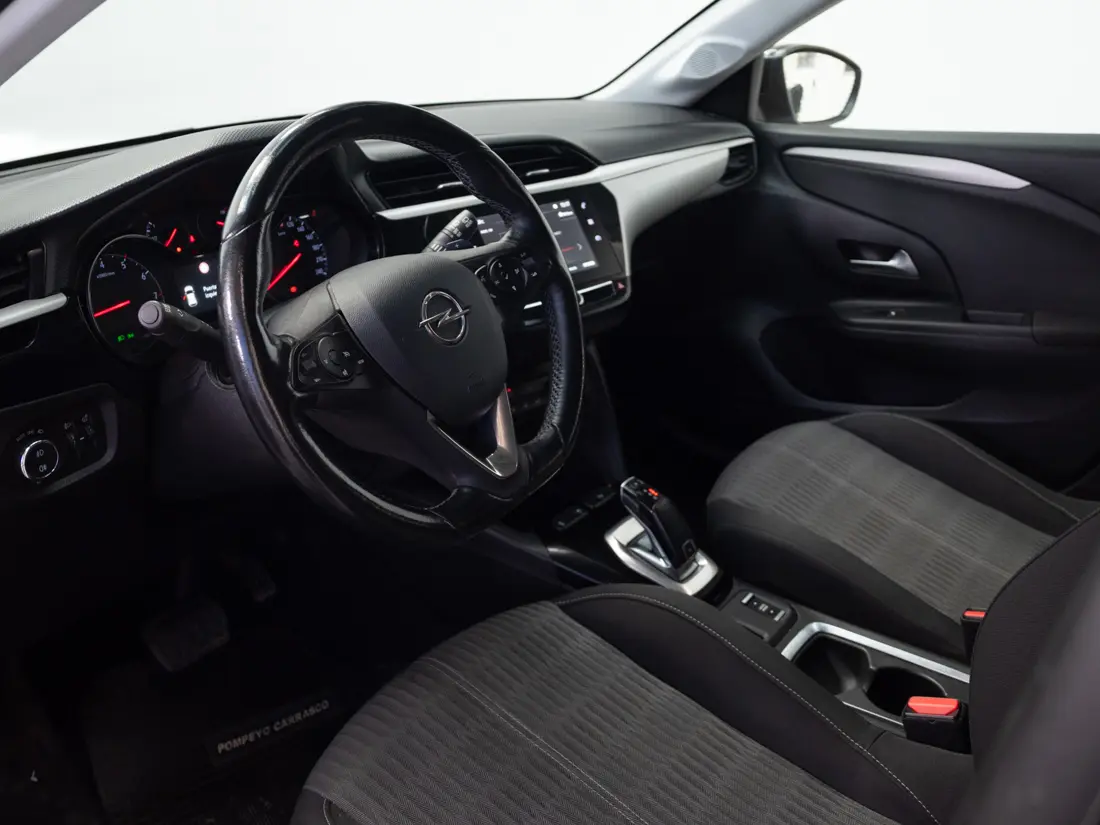 Opel Corsa — foto 10 de 19