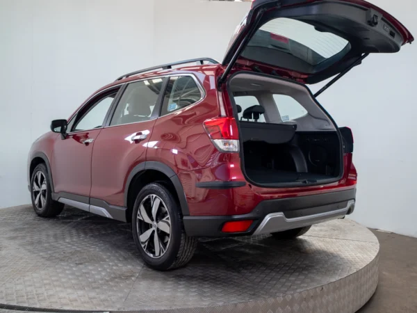 Subaru FORESTER 2021 usado — Pompeyo Carrasco — foto 9
