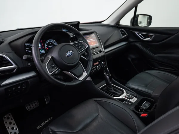 Subaru FORESTER 2021 usado — Pompeyo Carrasco — foto 10