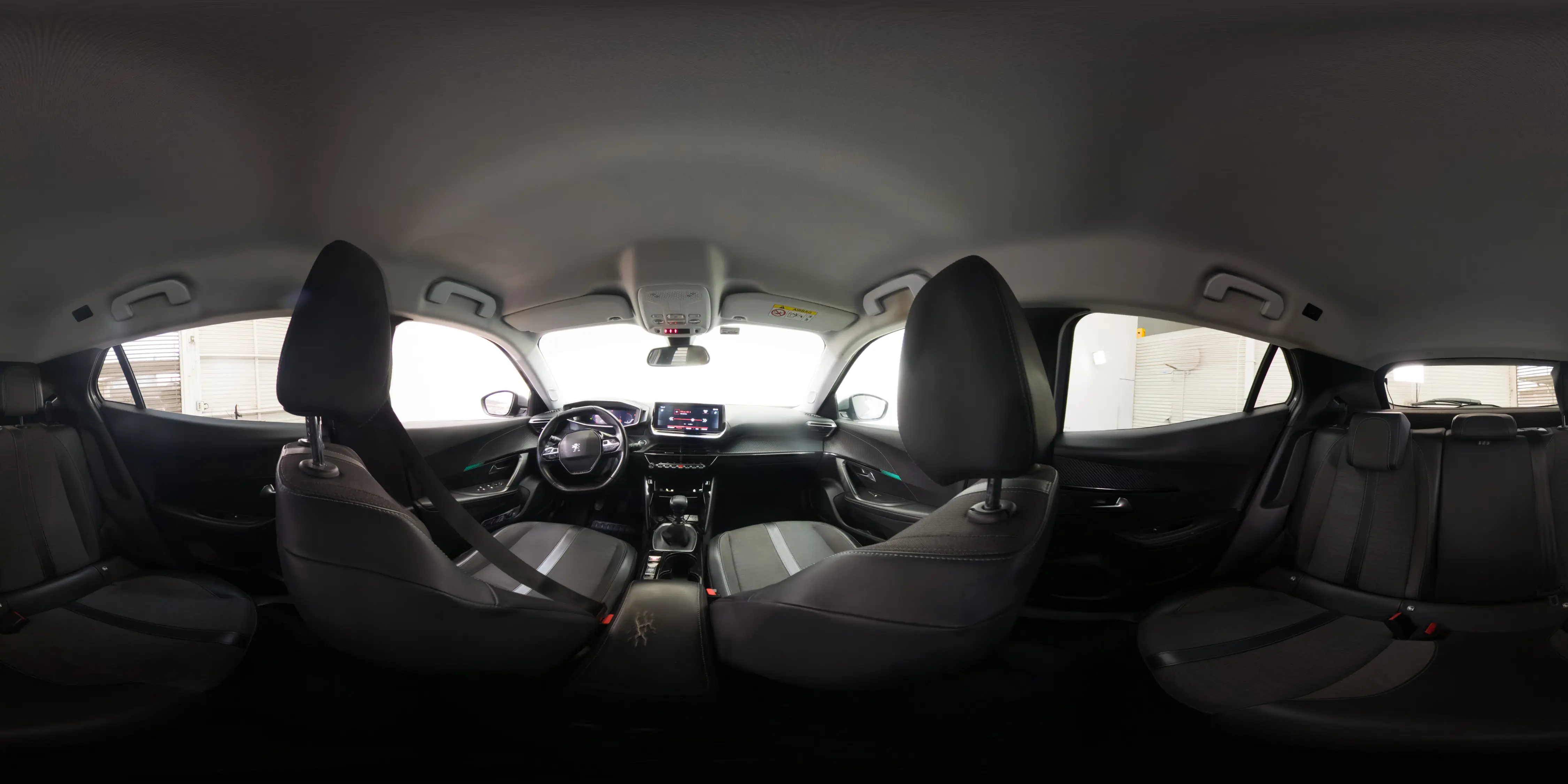 Peugeot 2008 — foto 20 de 20