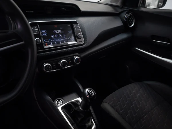 NISSAN KICKS 2021 usado — Pompeyo Carrasco — foto 11