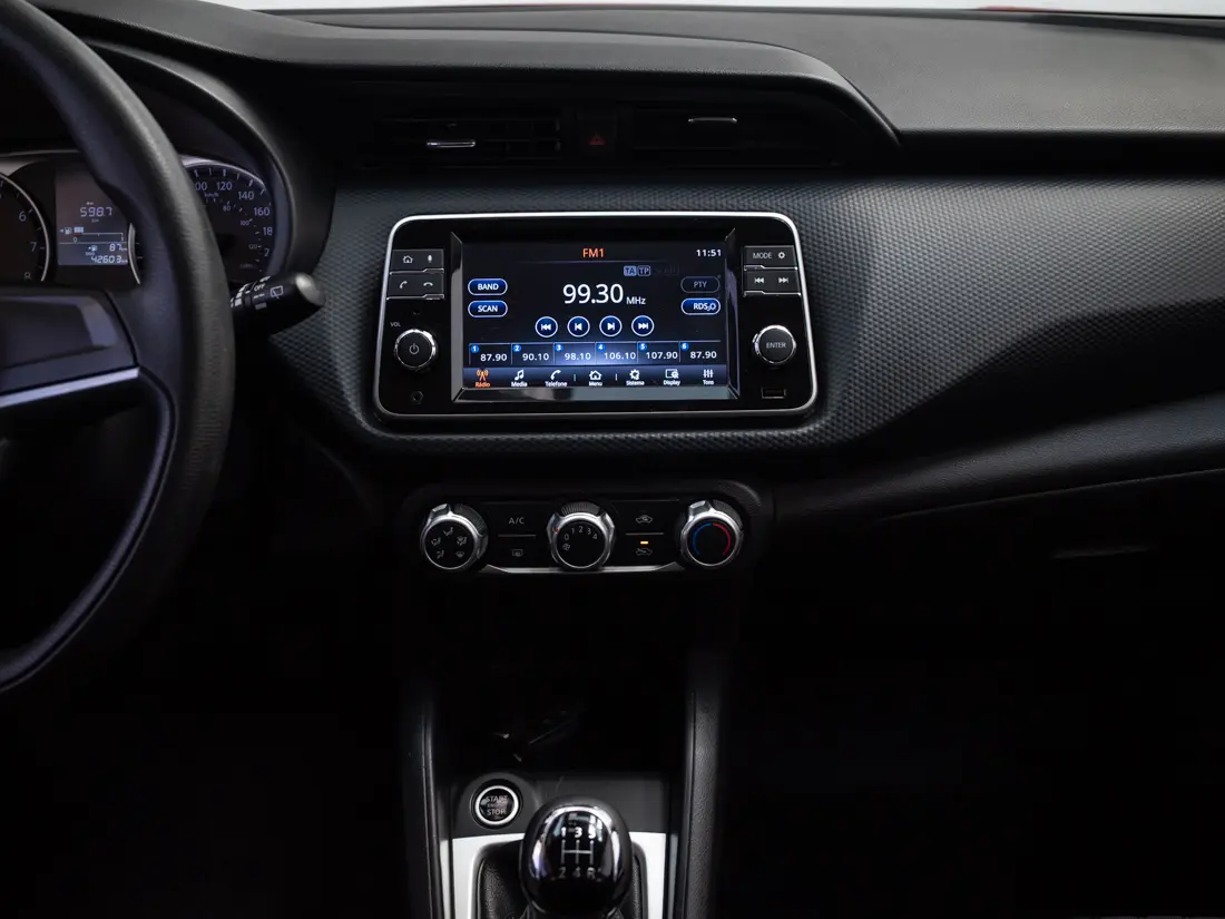 Nissan Kicks — foto 15 de 18