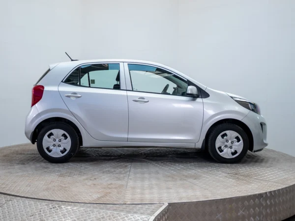 Kia MORNING 2022 usado — Pompeyo Carrasco — foto 7
