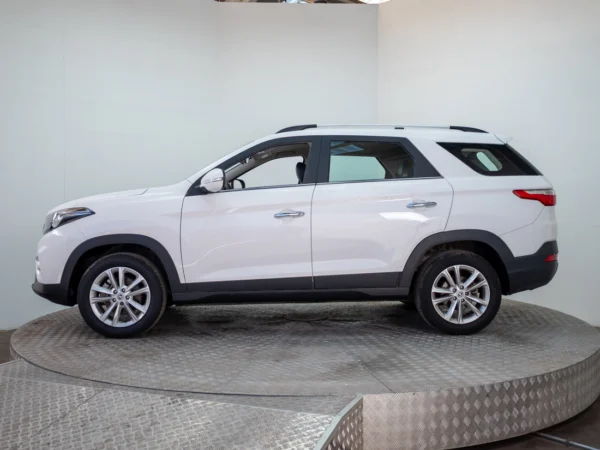 DFSK SUV 560 2022 usado — Pompeyo Carrasco — foto 3