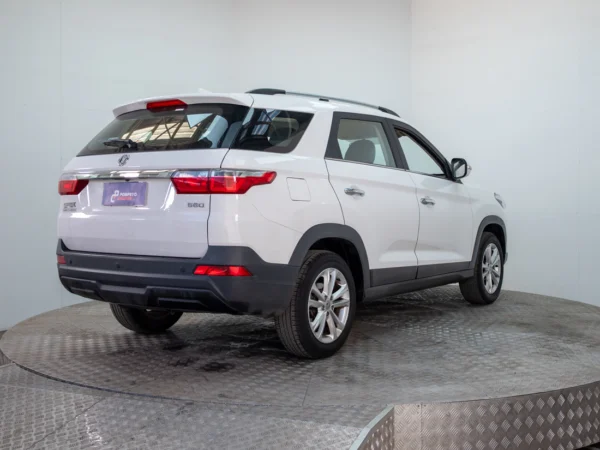 DFSK SUV 560 2022 usado — Pompeyo Carrasco — foto 6