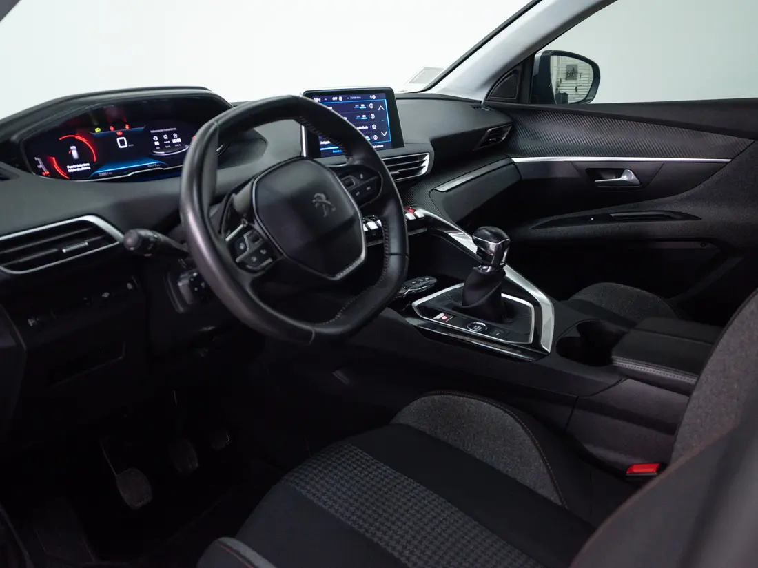Peugeot 3008 — foto 10 de 19