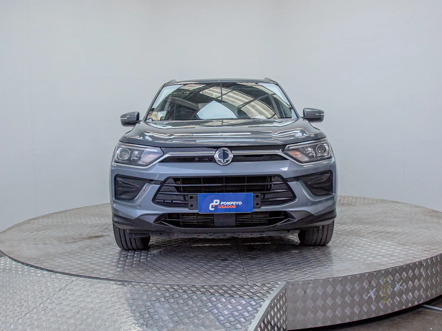 SsangYong Korando — foto 2 de 16