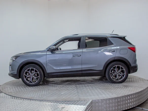 SSANGYONG KORANDO 2022 usado — Pompeyo Carrasco — foto 3