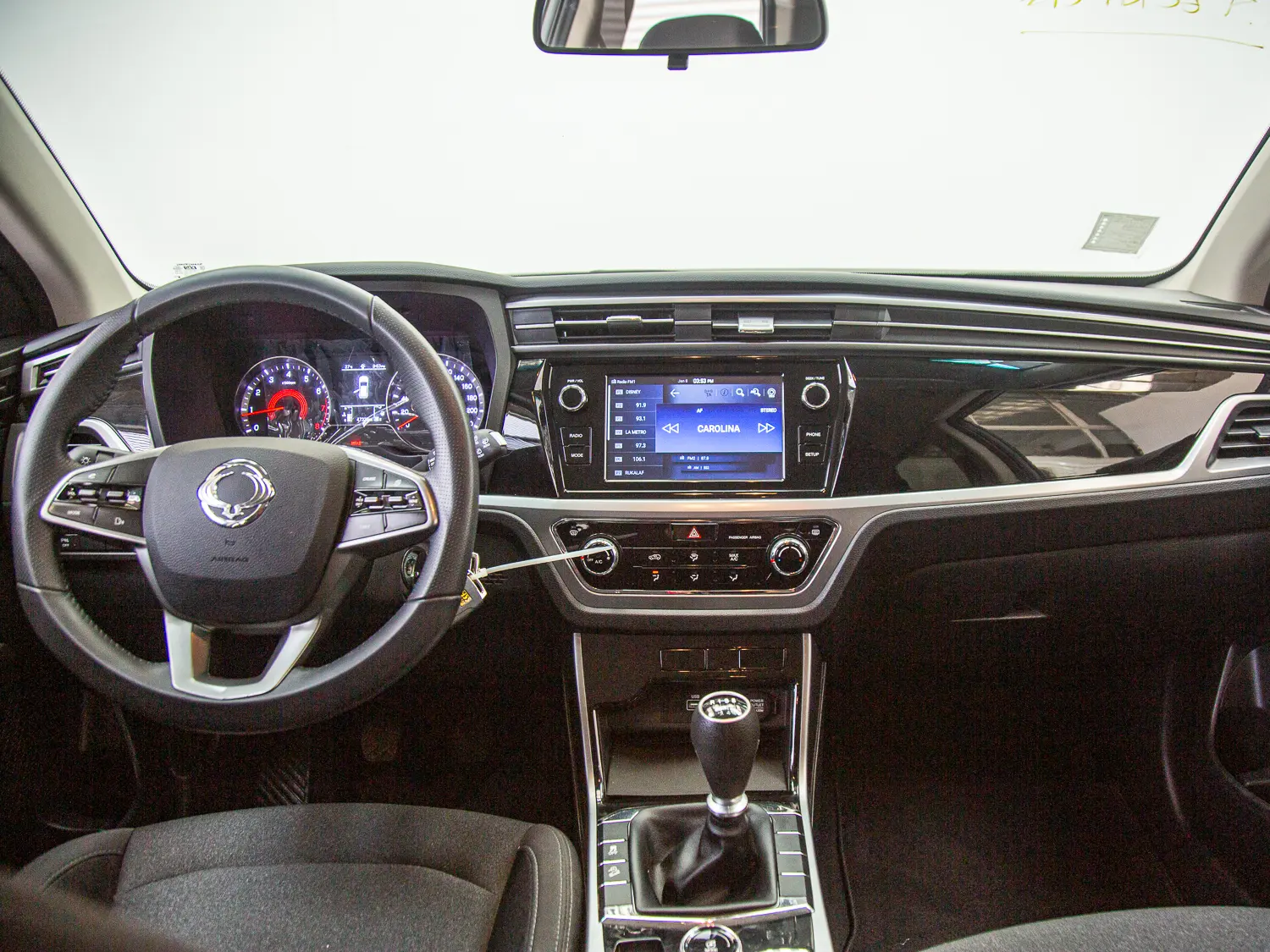 SsangYong Korando — foto 13 de 16