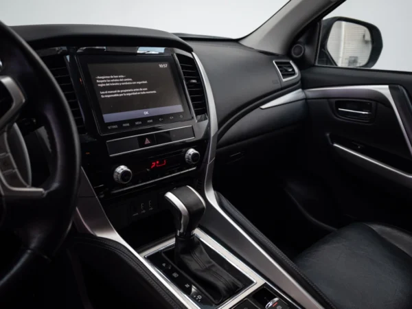 MITSUBISHI MONTERO SPORT 2022 usado — Pompeyo Carrasco — foto 11