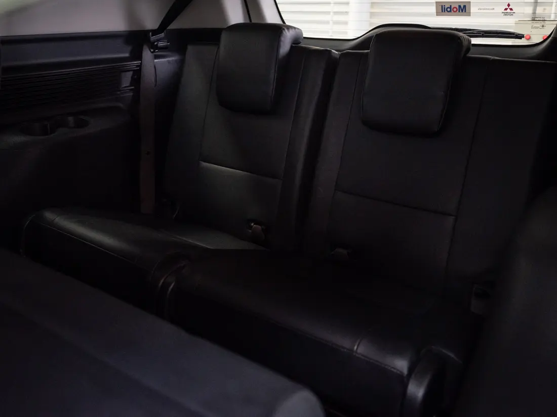 Mitsubishi Montero Sport — foto 14 de 20