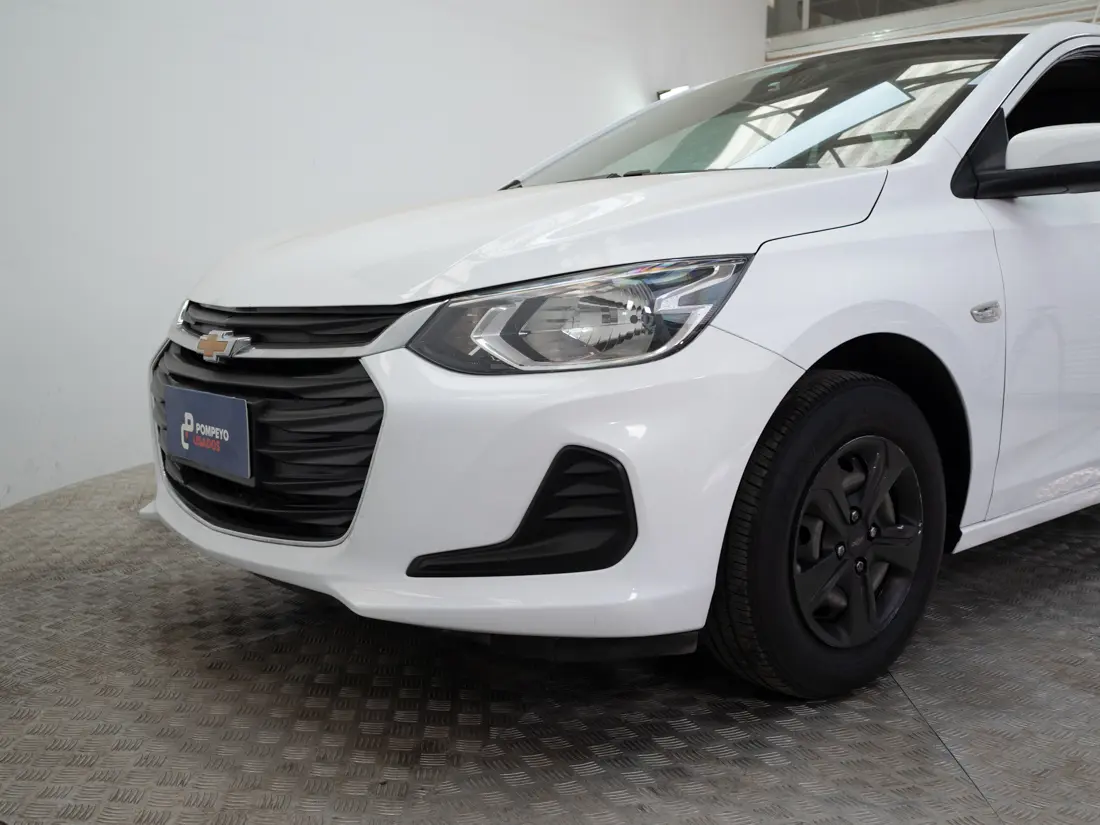 Chevrolet Onix — foto 18 de 20