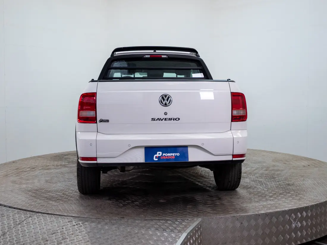 Volkswagen Saveiro — foto 5 de 14