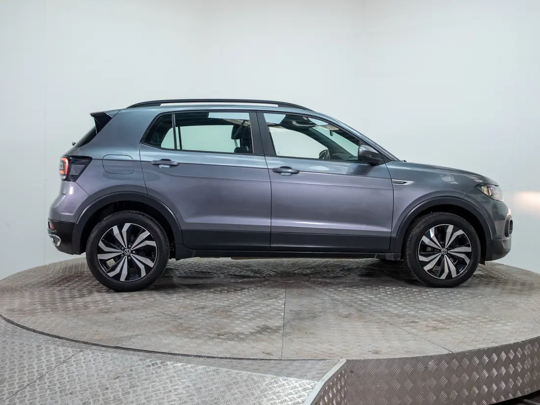 Volkswagen T-Cross — foto 7 de 19