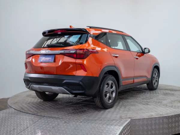Kia SELTOS 2022 usado — Pompeyo Carrasco — foto 7