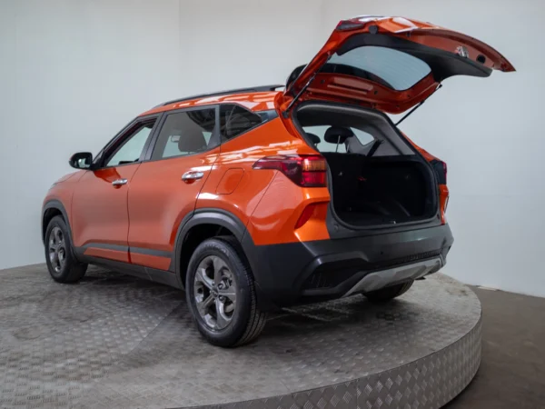 Kia SELTOS 2022 usado — Pompeyo Carrasco — foto 10