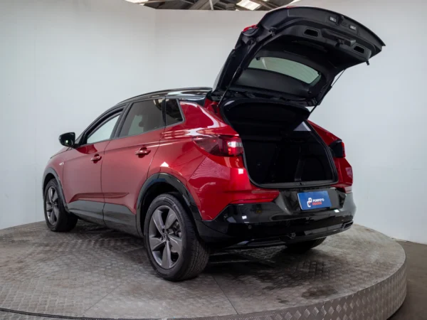 Opel GRANDLAND 2022 usado — Pompeyo Carrasco — foto 9