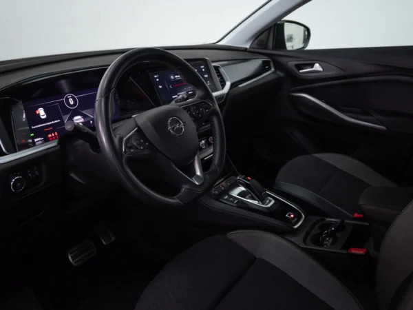 Opel GRANDLAND 2022 usado — Pompeyo Carrasco — foto 10