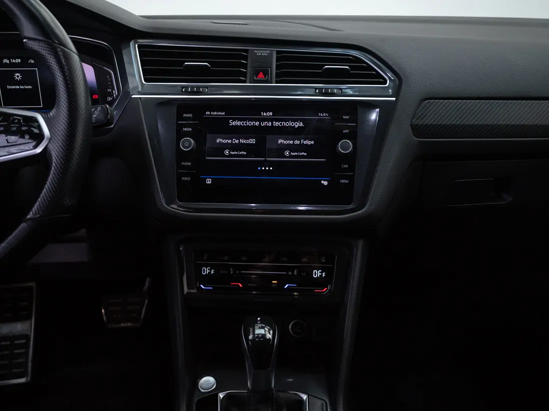 Volkswagen Tiguan — foto 14 de 20