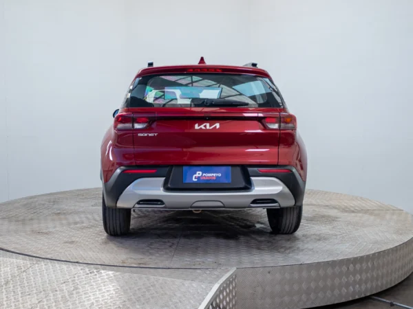 Kia SONET 2023 usado — Pompeyo Carrasco — foto 6