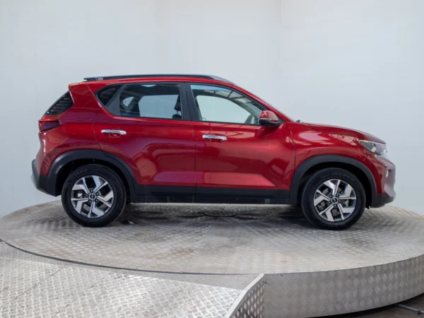 Kia SONET 2023 usado — Pompeyo Carrasco — foto 8