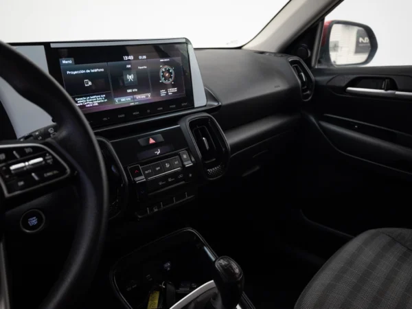 Kia SONET 2023 usado — Pompeyo Carrasco — foto 12