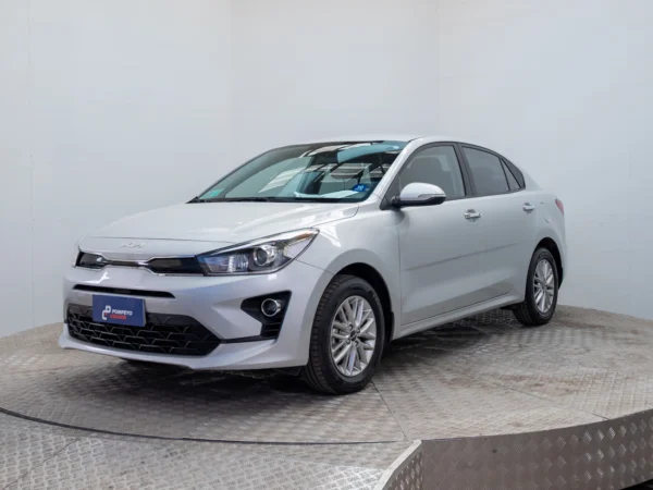 Kia RIO 4 2023 usado — Pompeyo Carrasco — foto 1