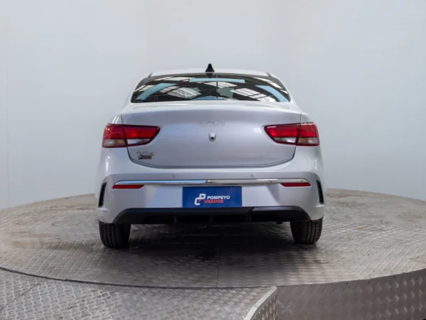 Kia RIO 4 2023 usado — Pompeyo Carrasco — foto 5