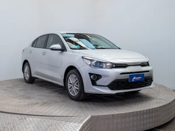 Kia RIO 4 2023 usado — Pompeyo Carrasco — foto 8