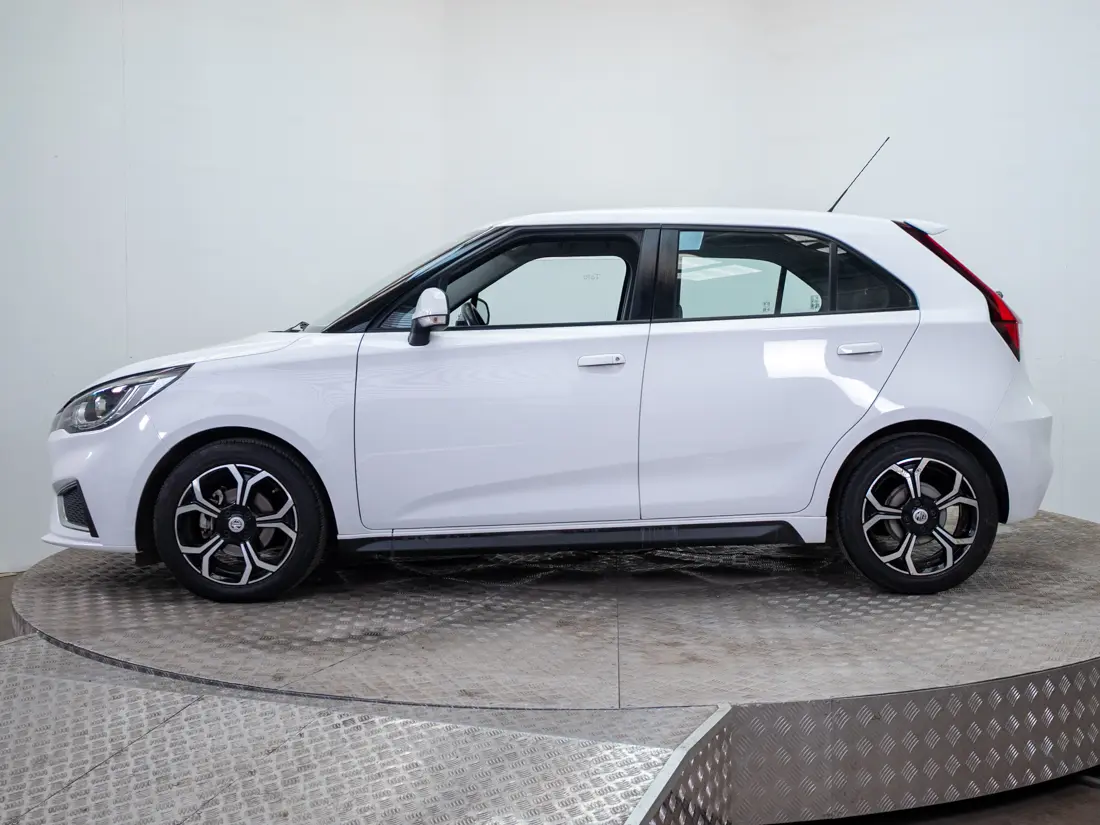 MG 3 — foto 3 de 19