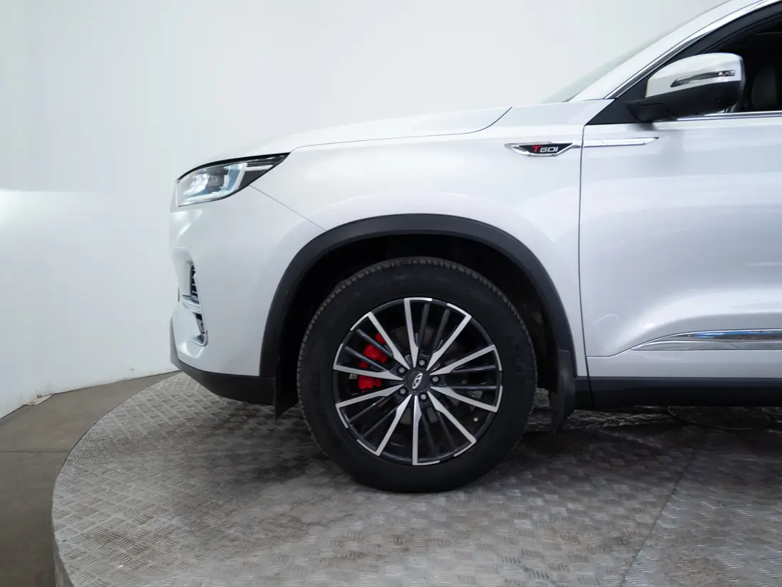 Chery Tiggo 8 — foto 18 de 21