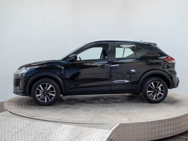 NISSAN KICKS 2023 usado — Pompeyo Carrasco — foto 3