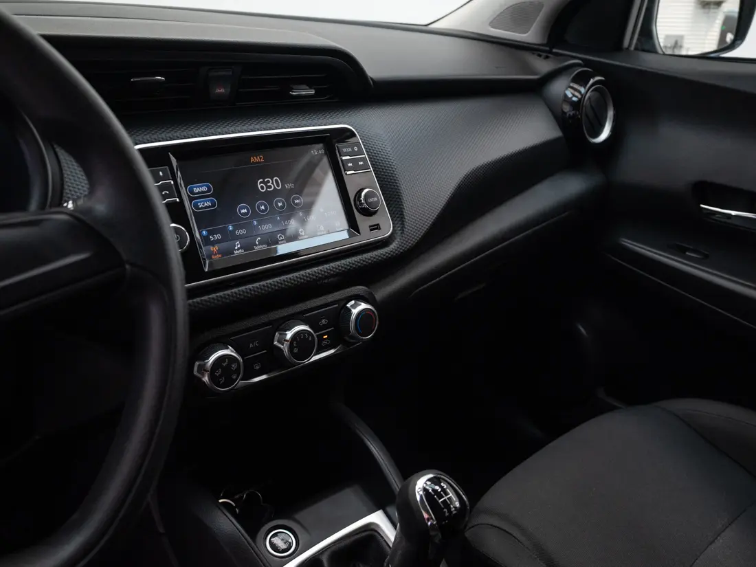 Nissan Kicks — foto 11 de 17