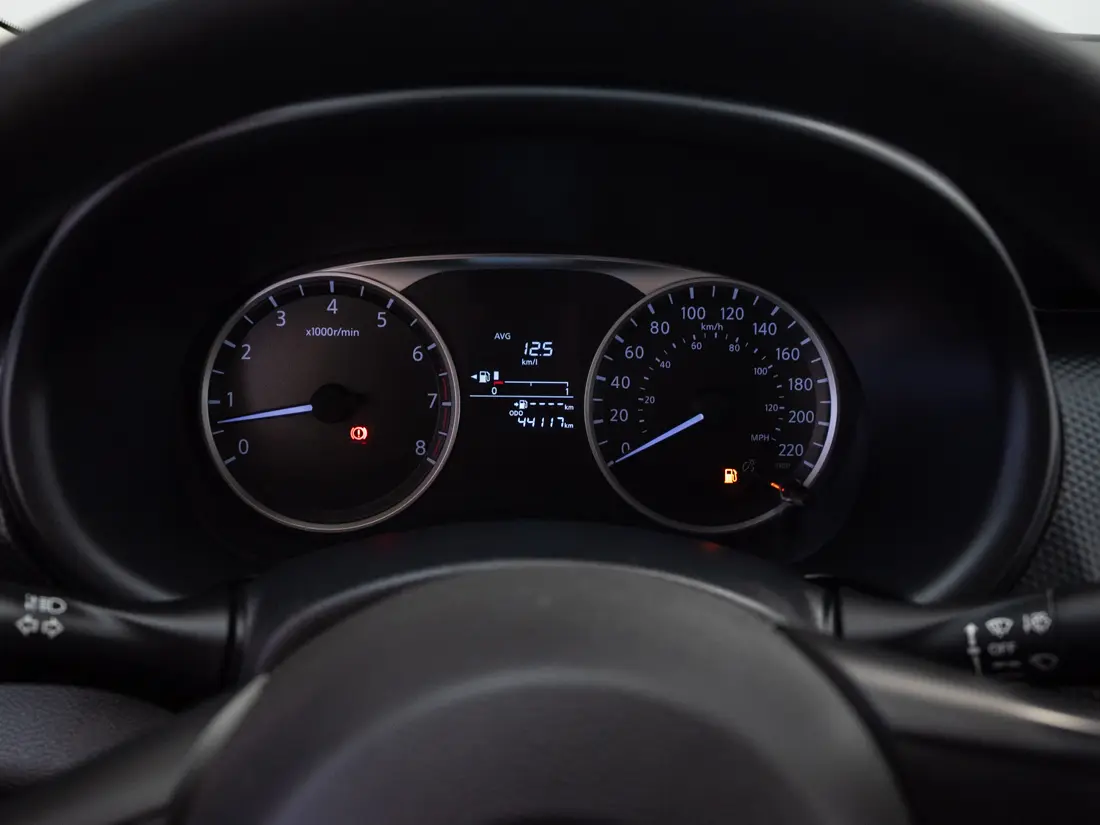 Nissan Kicks — foto 12 de 17