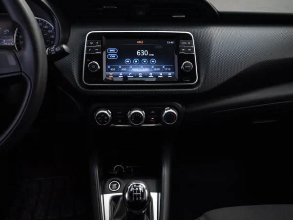 NISSAN KICKS 2023 usado — Pompeyo Carrasco — foto 15