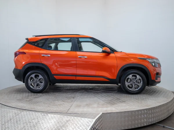 Kia SELTOS 2023 usado — Pompeyo Carrasco — foto 8