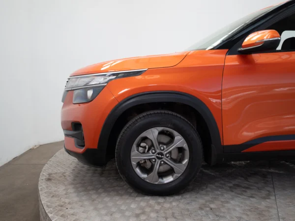 Kia SELTOS 2023 usado — Pompeyo Carrasco — foto 17