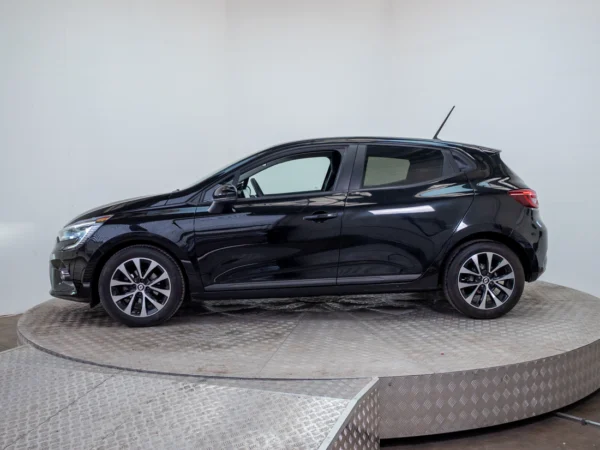 RENAULT CLIO 2023 usado — Pompeyo Carrasco — foto 3