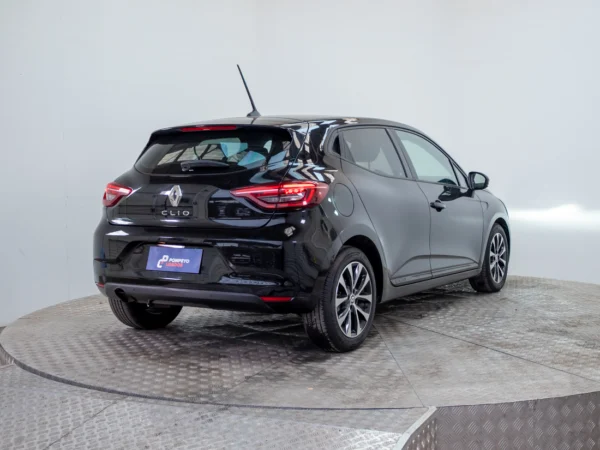 RENAULT CLIO 2023 usado — Pompeyo Carrasco — foto 6